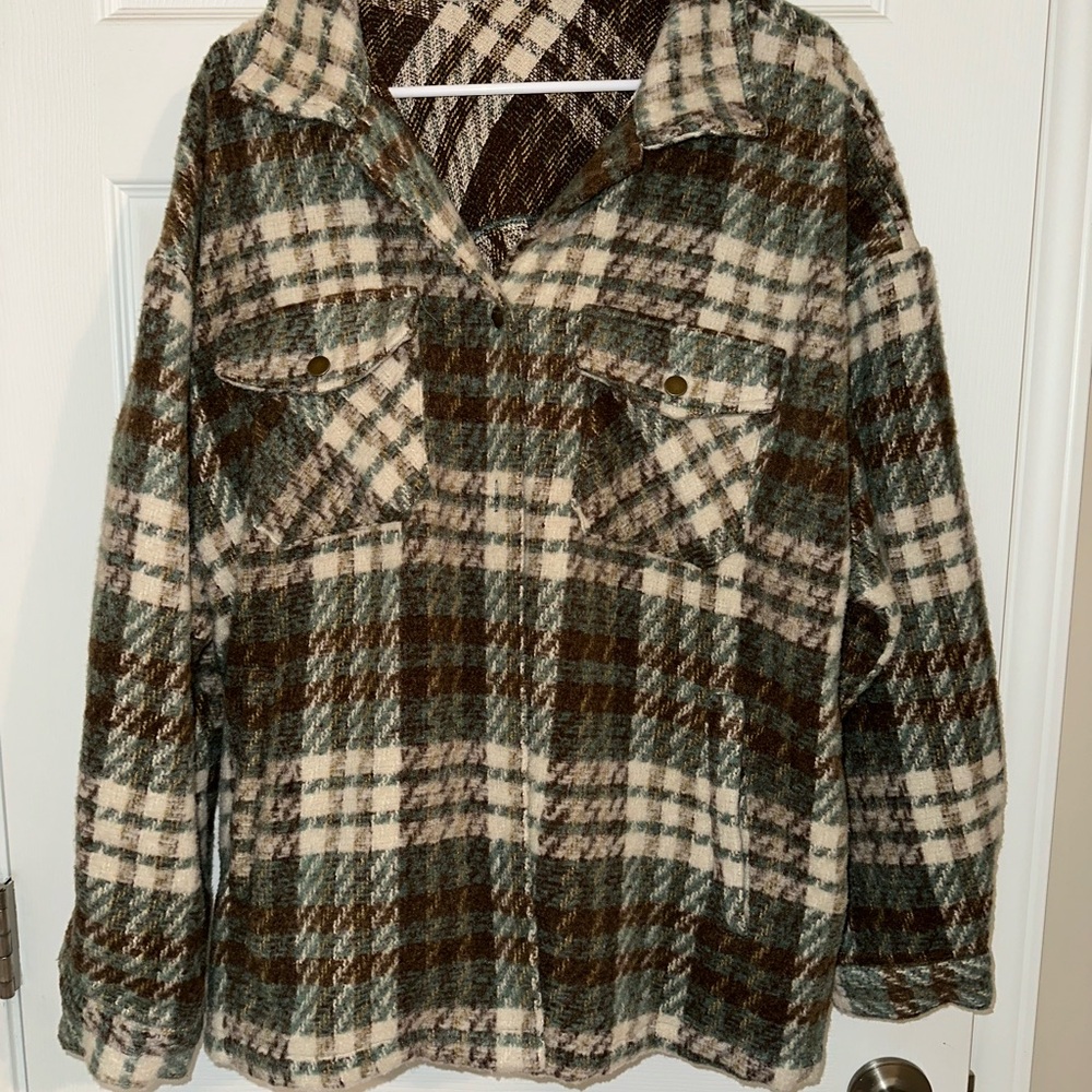 Women’s Plaid Button-Up Jacket XL